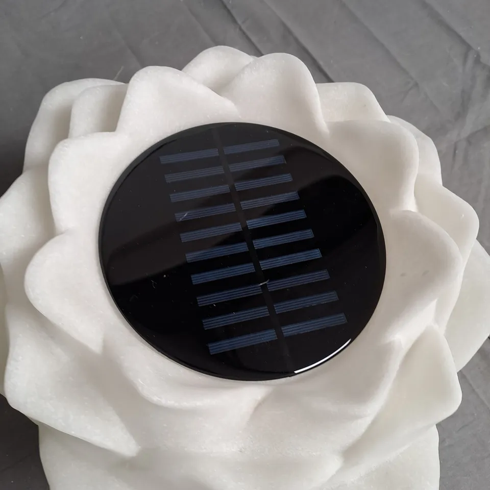 BOXED MY GARDEN STORIES LARGE LED LOTUS LIGHT