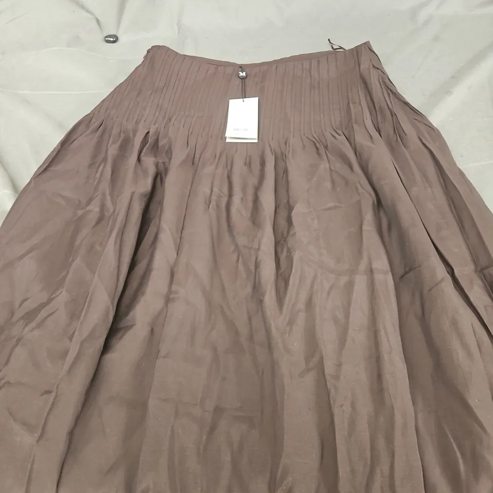 MINT VELVET PINTUCK MAXI SKIRT CHOCOLATE SIZE 12