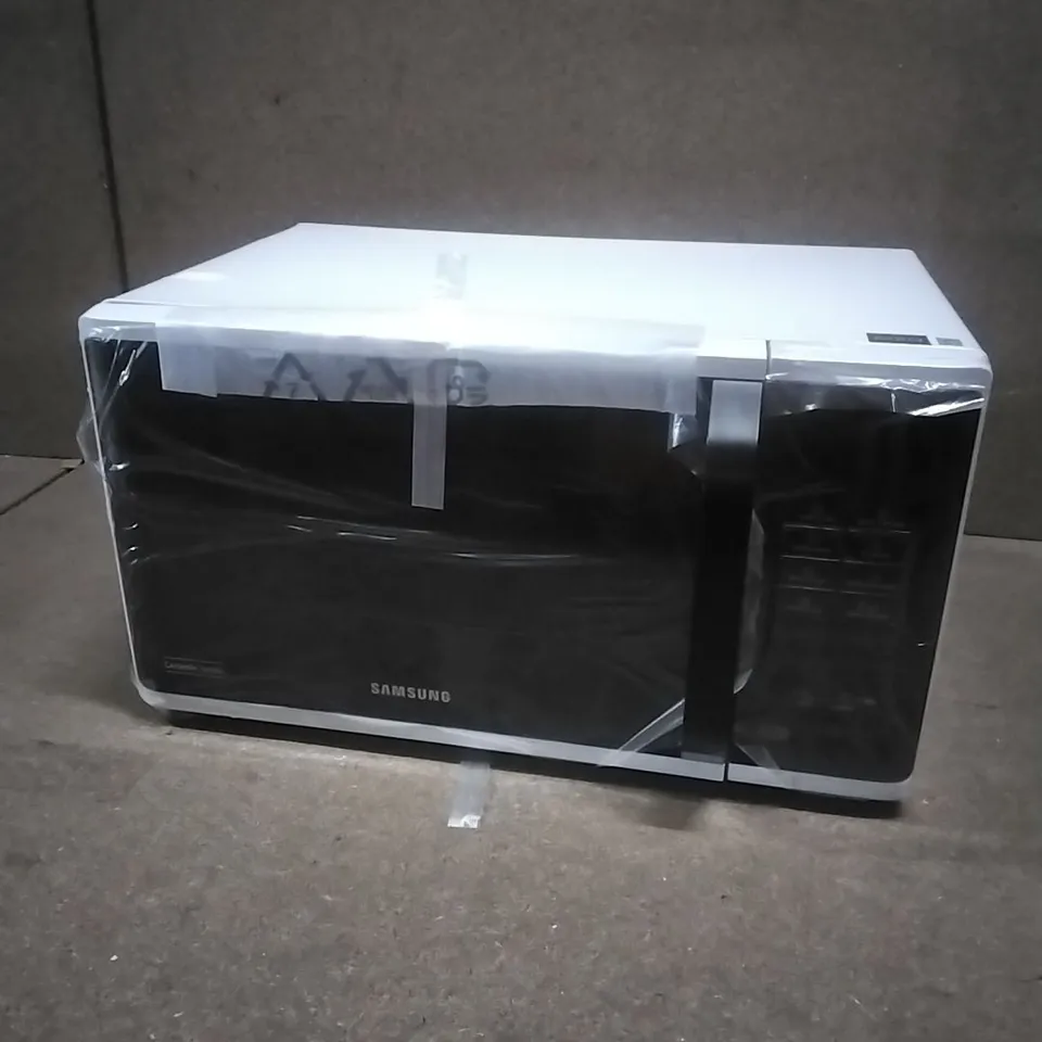 BOXED SAMSUNG  SOLO MICROWAVE OVEN 