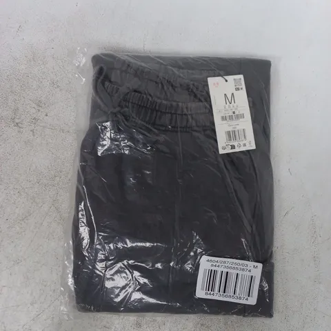 BAGGED STRADIVARIUS JOGGERS IN GREY SIZE MEDIUM