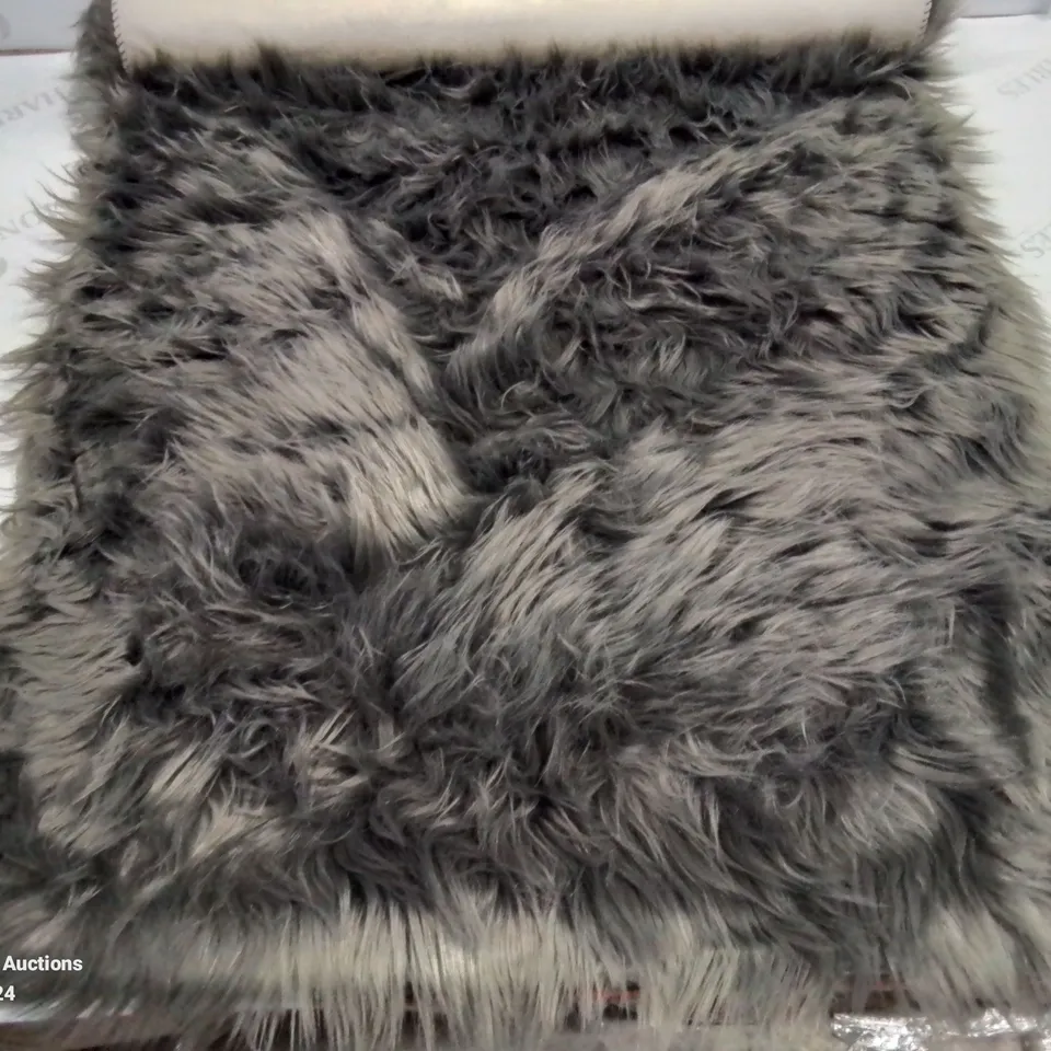 BRAND NEW PACO HOME 60X100 ANTHRACITE SHAGGY RUG