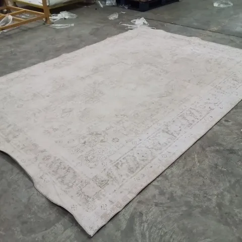 QUALITY DESIGNER AREA RUG - APPROXIMATELY 280X200CM