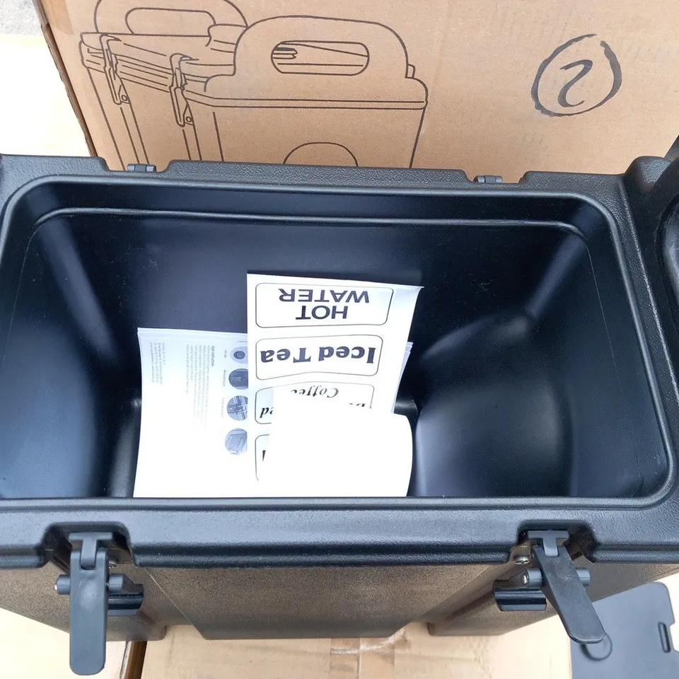 BOXED AMER BOX BEVERAGE CONTAINER 9.4L VOLUME