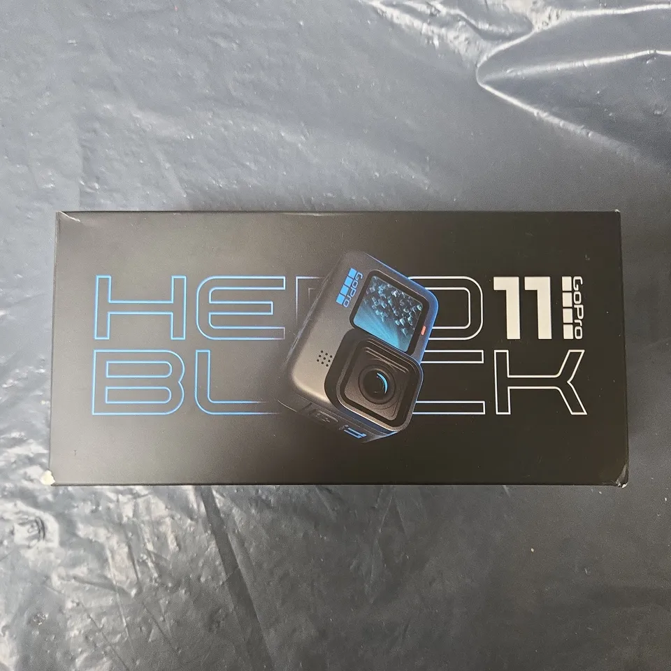 GOPRO HERO11 BLACK ACTION CAMERA WITH ACCESSORIES – BOXED