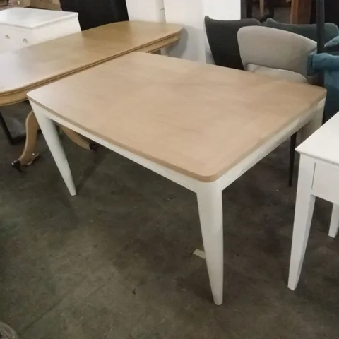 QUALITY DESIGNER LARSEN SCANDI OAK & SOFT GREY 6-8 EXTENSION DINING TABLE