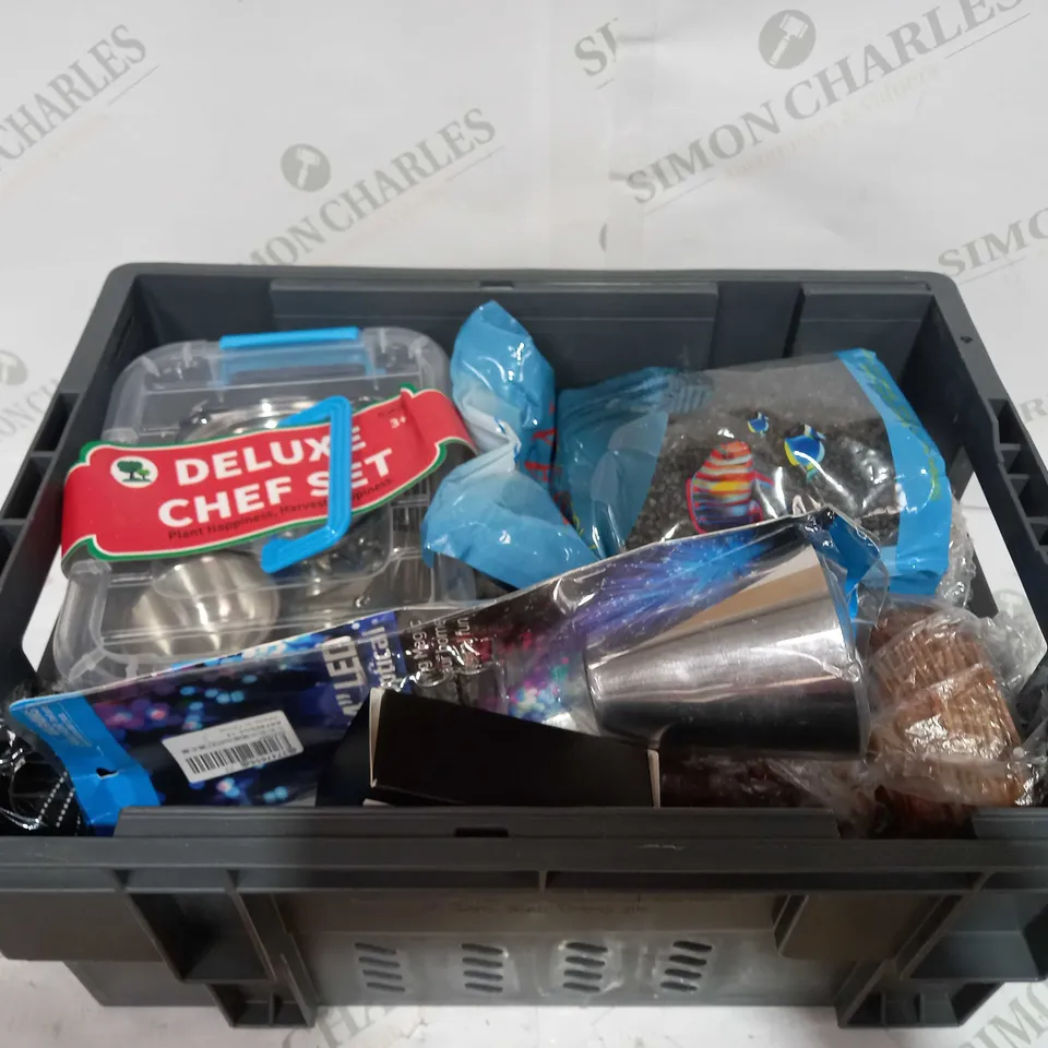 BOX TO CONTAIN APPROX 15 X ASSORTED HOUSEHOLD PRODUCTS, INCLUDES AQUATIC GRAVEL, CHEF SET, LED FIBER OPTICAL