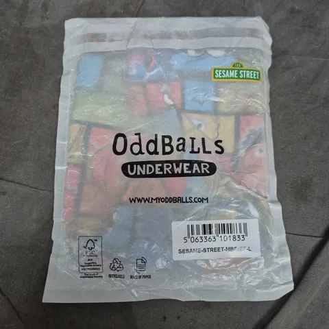 BAGGED ODDBALLS SESAME STREET BRIEFS - LARGE