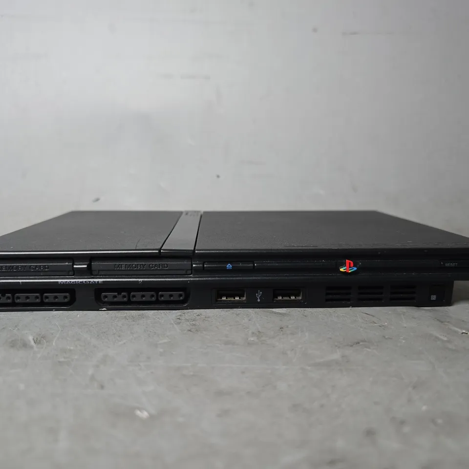 PLAYSTATION 2 GAMING CONSOLE - SCPH-70003
