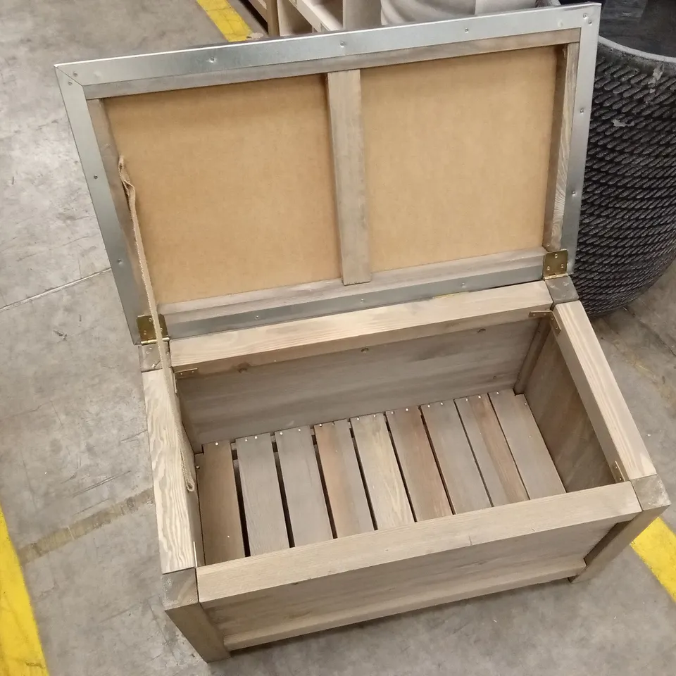 ALDSWORTH OUTDOOR STORAGE BOX