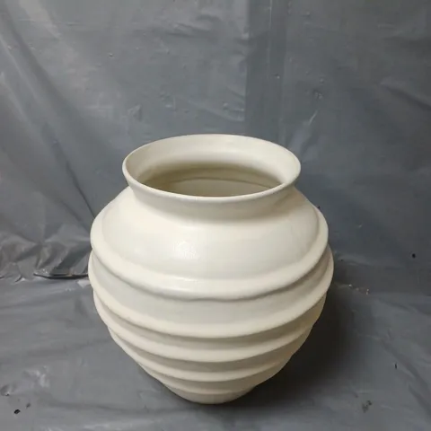 BOXED LARGE CERAMIC VASE