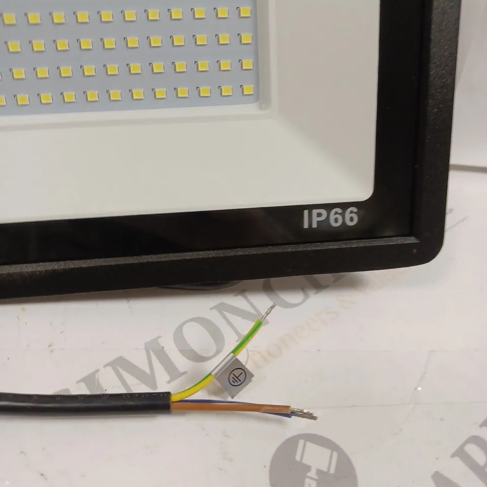 LED LIGHT FITTING 50W IP66