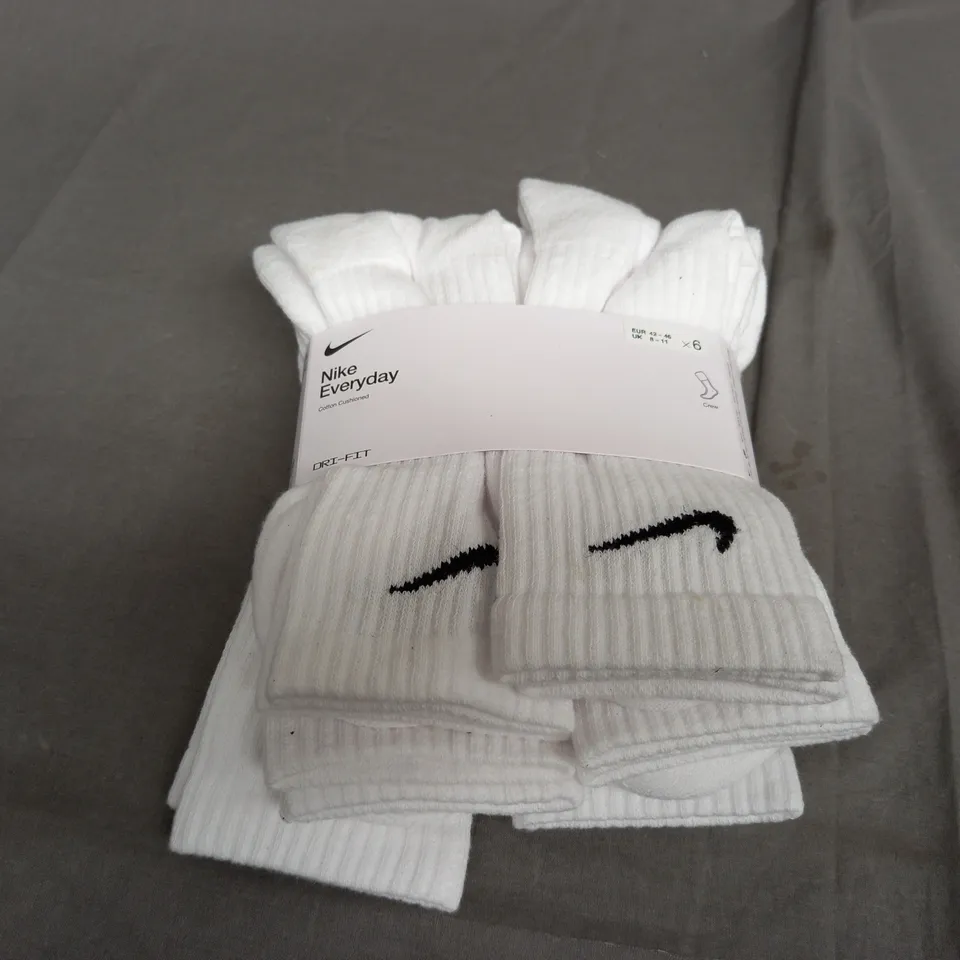 NIKE EVERYDAY DRI FIT WHITE SOCKS SET OF 6 - UK 8-11