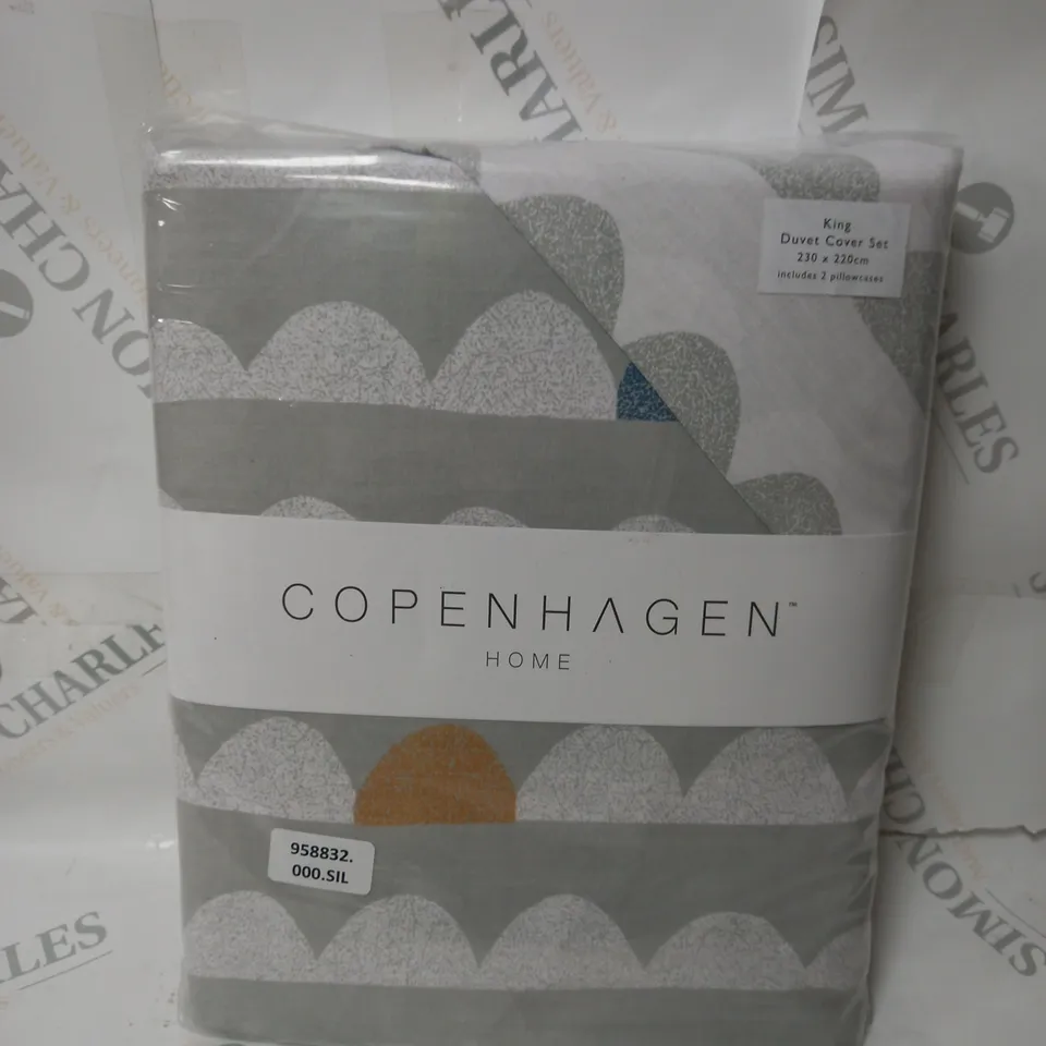 SEALED COPENHAGEN HOME KING SIZE DUVET SET WITH 2 PILLOW CASES 