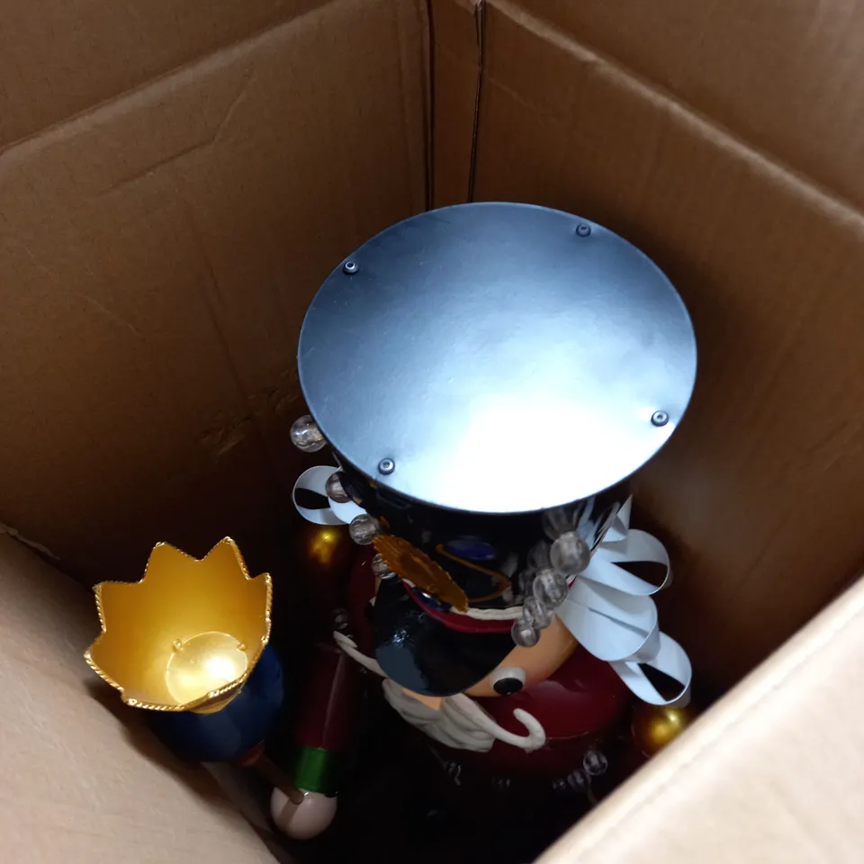 IN-LIT GIANT NUTCRACKER - COLLECTION ONLY RRP £129.99