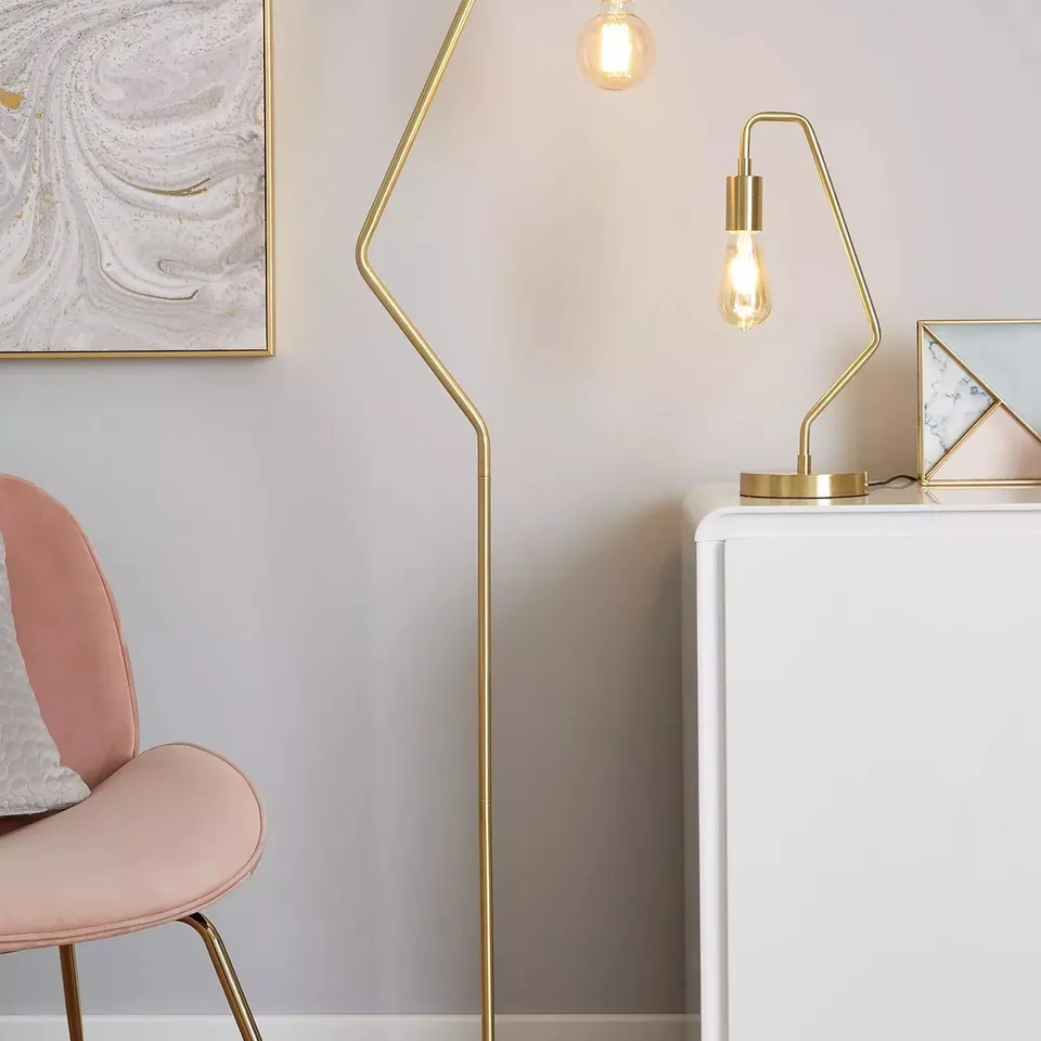 TATE TABLE LAMP - GOLD RRP £35