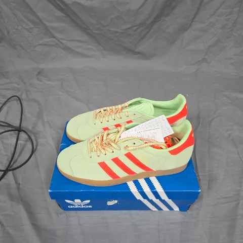 ADIDAS GAZELLE W SNEAKERS – LIGHT GREEN NUBUCK WITH ORANGE ACCENTS, UK 6