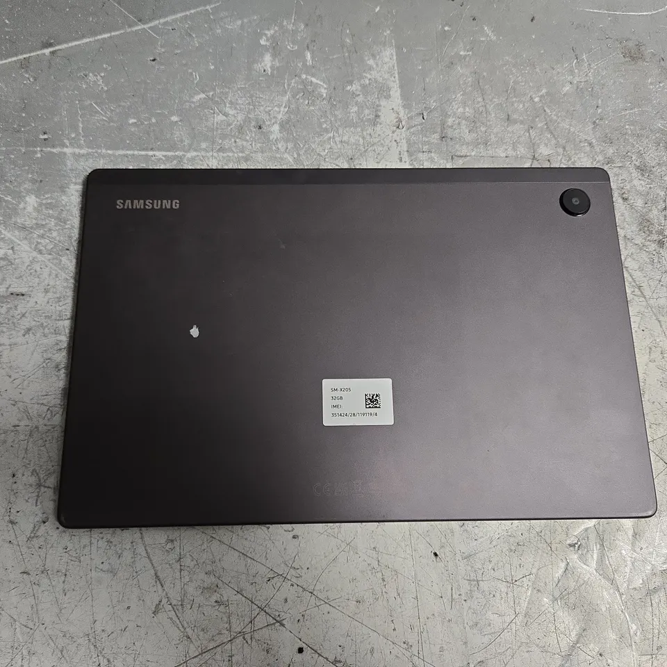SAMSUNG GALAXY TAB A8