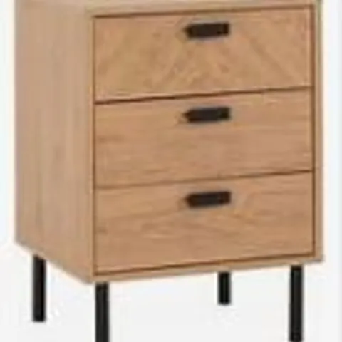 BOXED LEON 3 DRAWER BEDSIDE MEDIUM OAK EFFECT (1 BOX)