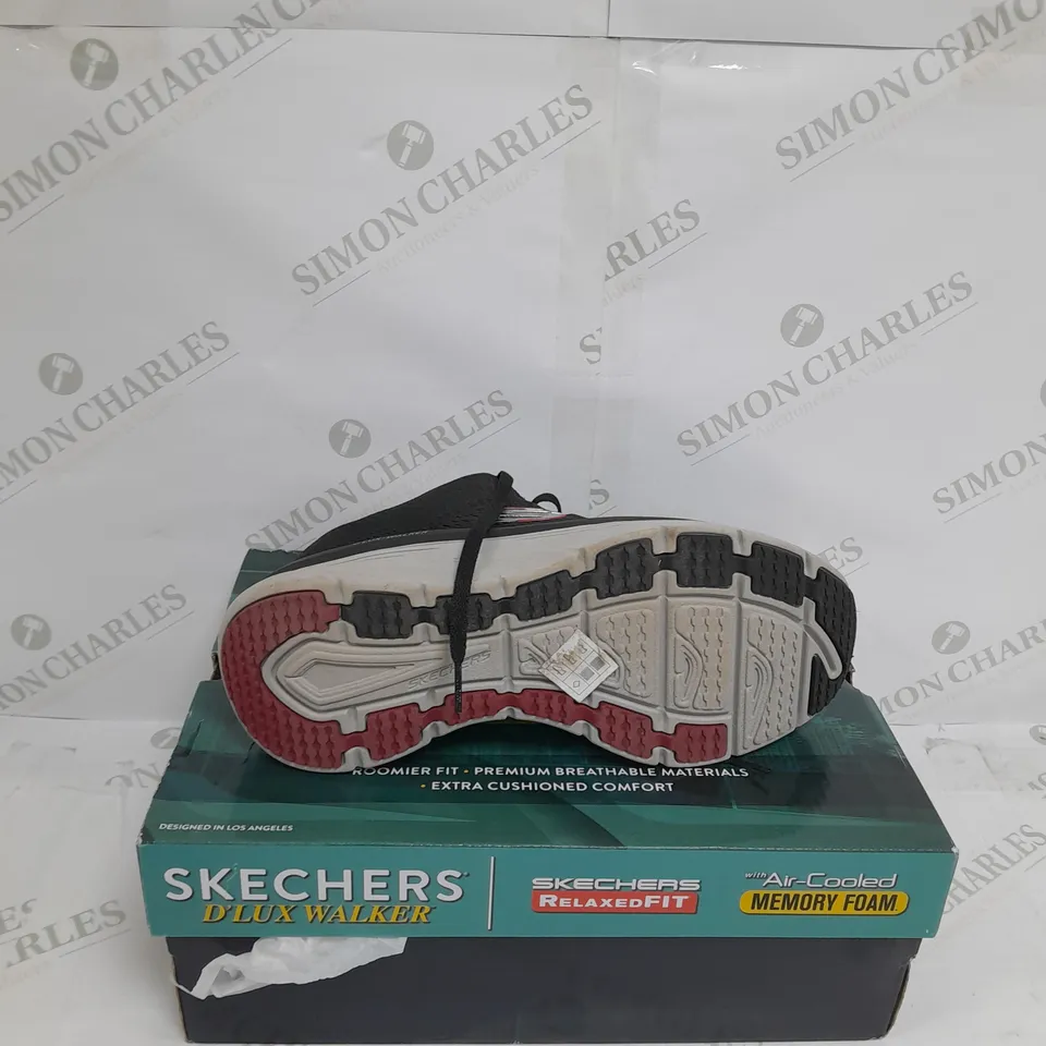 BOXED SKETCHERS D'LUX TRAINERS SIZE 8