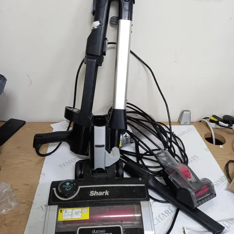 SHARK STRATOS ANTI HAIR WRAP PET PRO VACUUM CLEANER HZ3000UKT