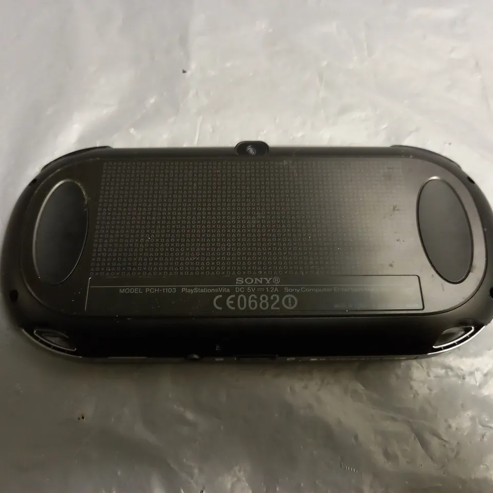 PLAYSTATION VITA HANDHELD CONSOLE 