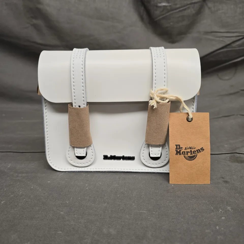 DR.MARTENS LEATHER SATCHEL IN WHITE