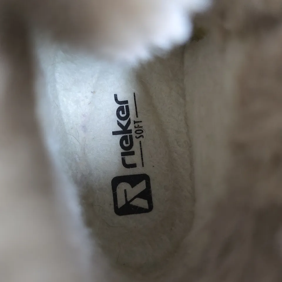 RIEKER FUR-LINED WINTER BOOTS – TAN/BROWN, UK 6 (EU 39)