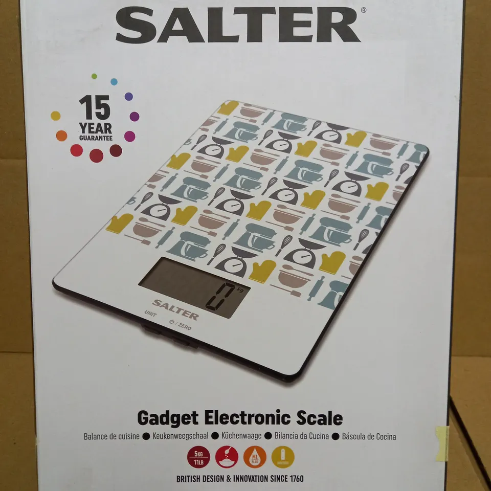 BOXED SALTER GADGET KITCHEN SCALE 