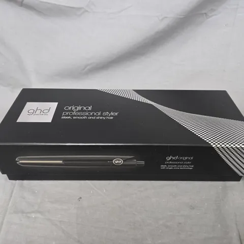 BOXED GHD ORIGINAL PROFESSIONAL STYLER