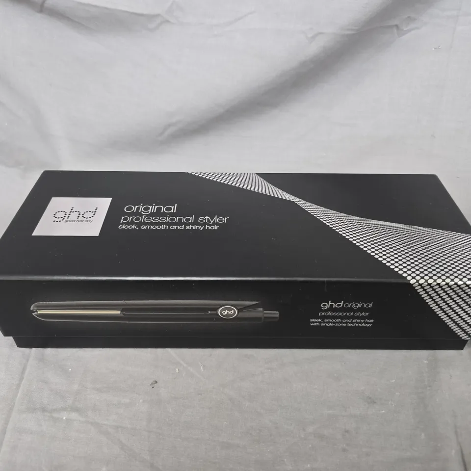 BOXED GHD ORIGINAL PROFESSIONAL STYLER