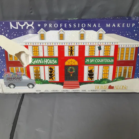 NYX PROFESSIONAL MAKEUP HOME ALONE MAKEUP GIFT BOX