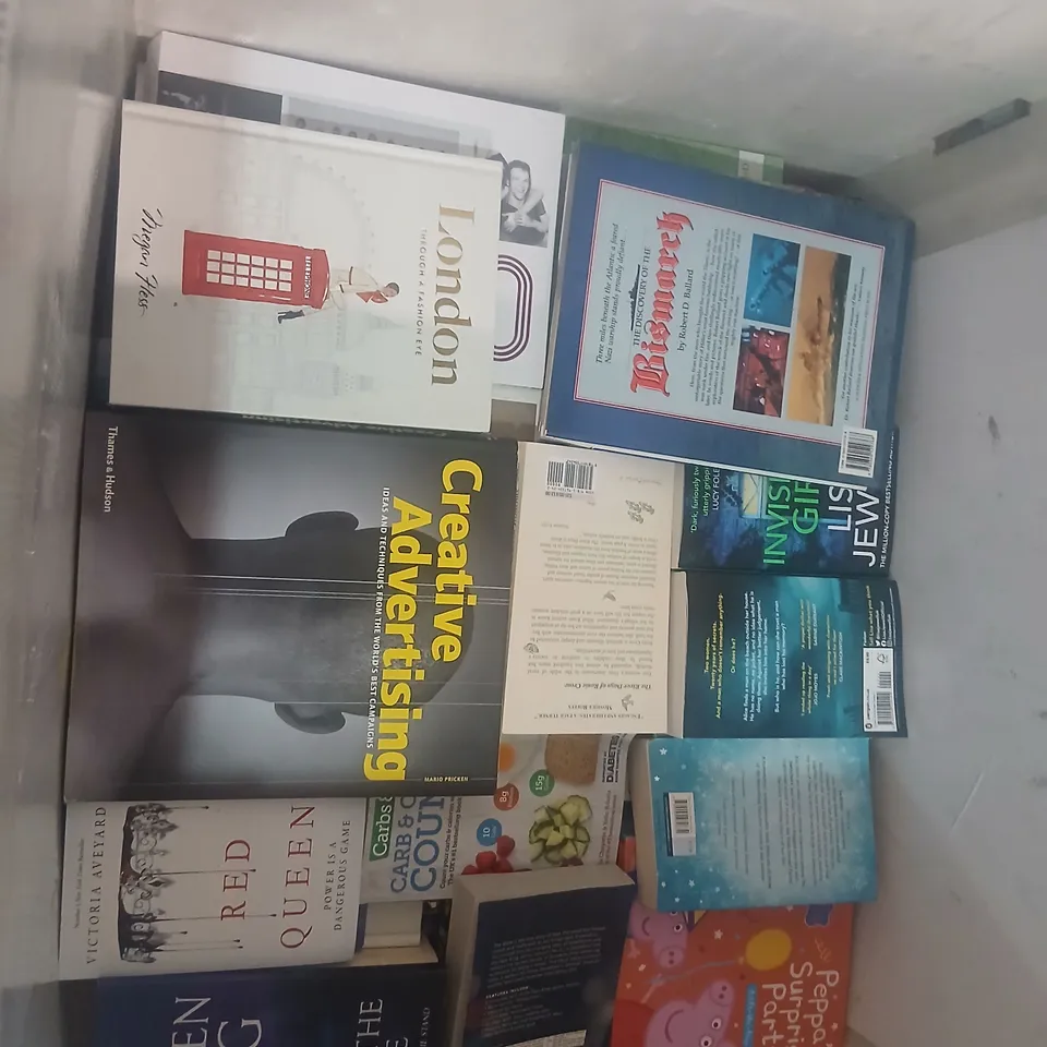 LARGE QUANTITY OF ASSORTED FICTION AND NON FICTIONS BOOKS