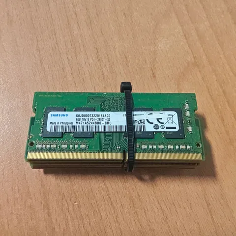 LOT OF 6 SAMSUNG 4GB 4GB 1RX16 PC4-2400T LAPTOP RAM - K0JD00073220161AC0