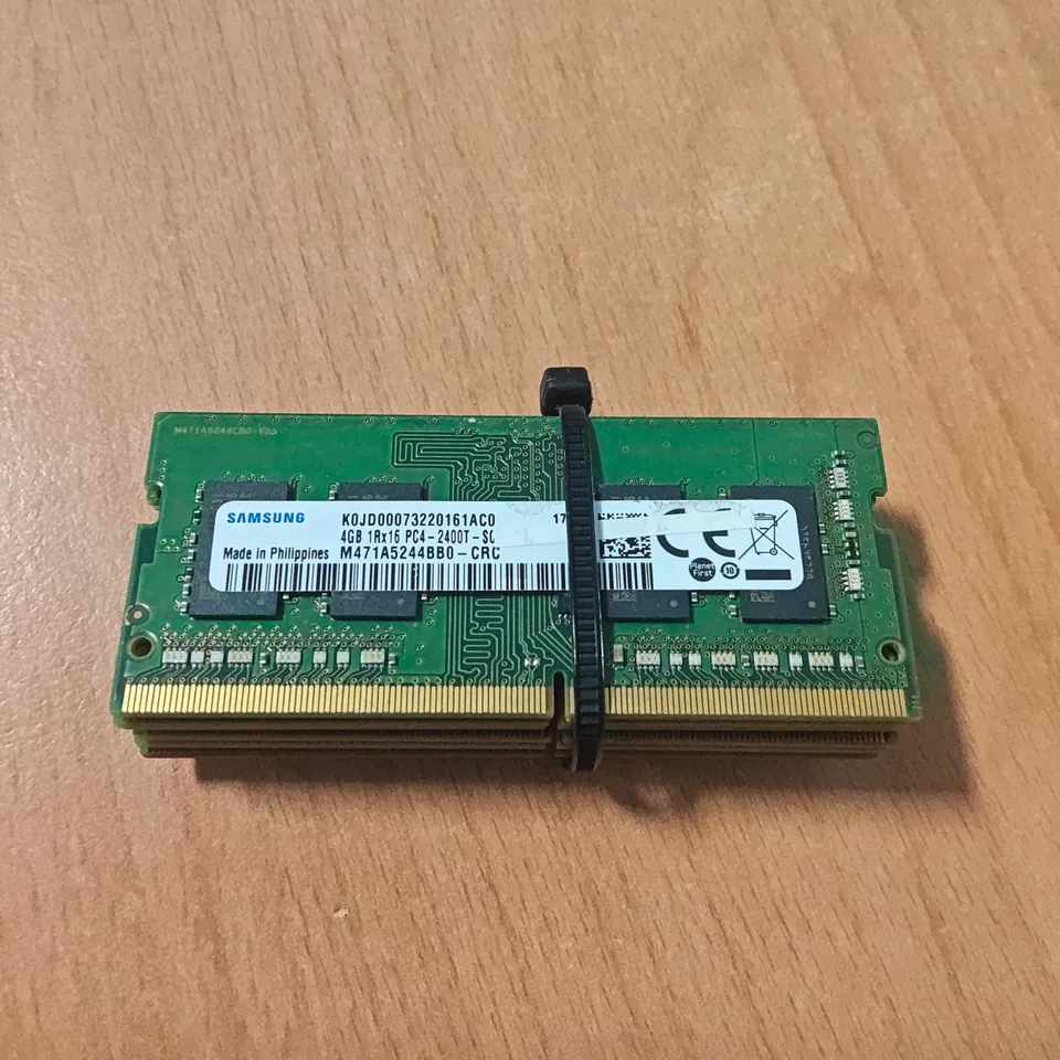 LOT OF 6 SAMSUNG 4GB 4GB 1RX16 PC4-2400T LAPTOP RAM - K0JD00073220161AC0