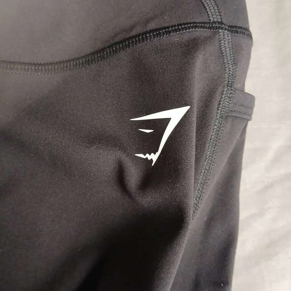 GYMSHARK LIFTING POCKET LEGGINGS IN BLACK - SMALL