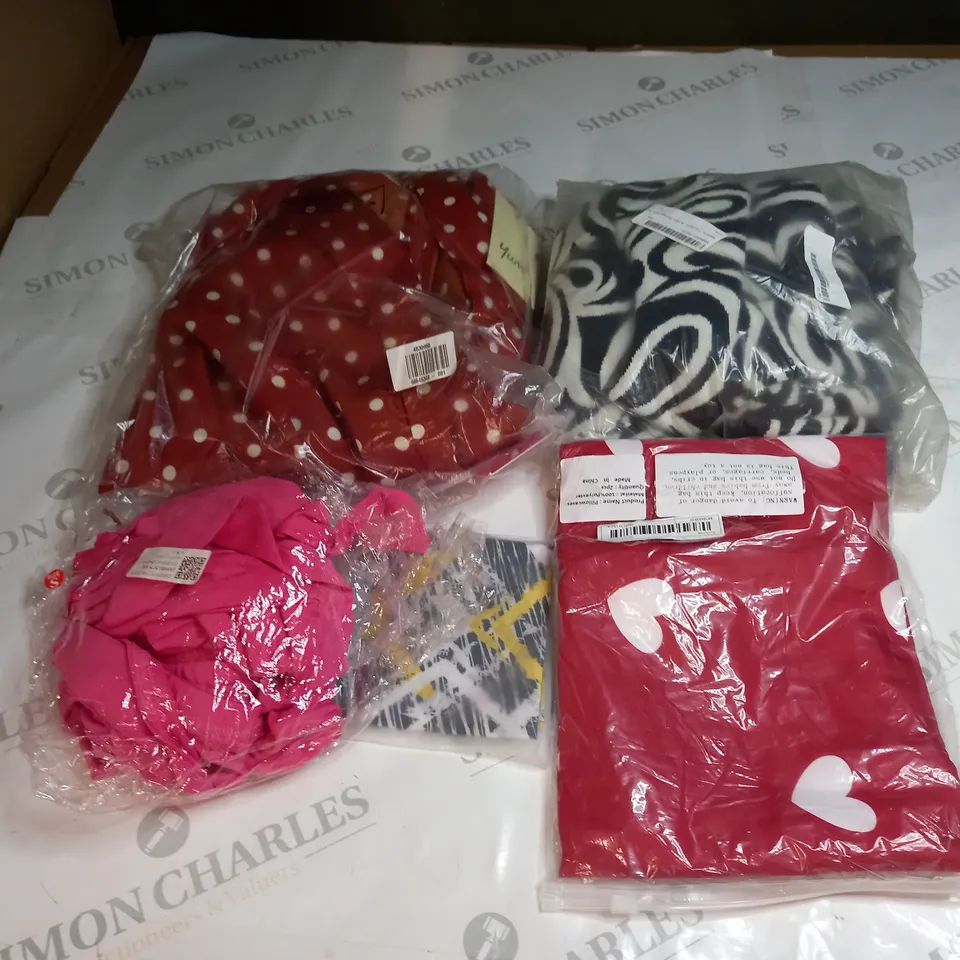  BOX OF ASSORTED CLOTHING ITEMS TOO INCLUDE DRESSES , SHIRTS AND TROUSERS IN VARIOUS SIZES AND COLOURS   