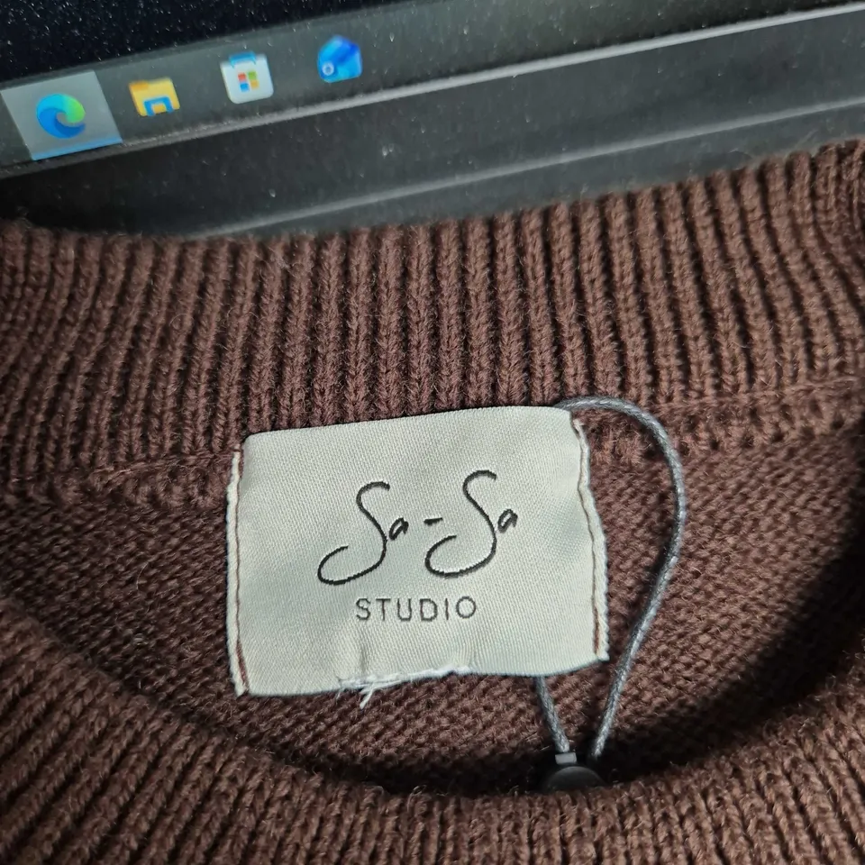 SA-SA STUDIO BROWN KNITTED JUMPER SIZE S