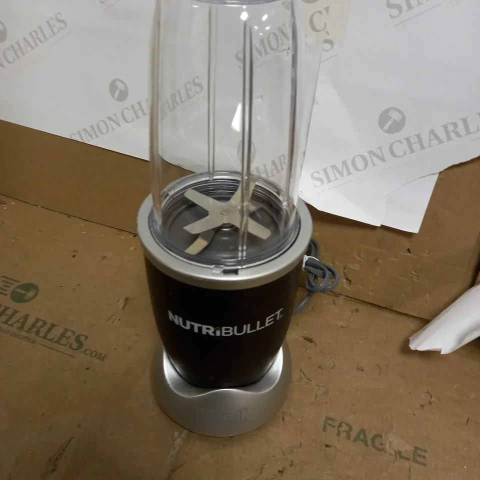 NUTRIBULLET 600 SERIES 600W NUTRITION EXTRACTOR 