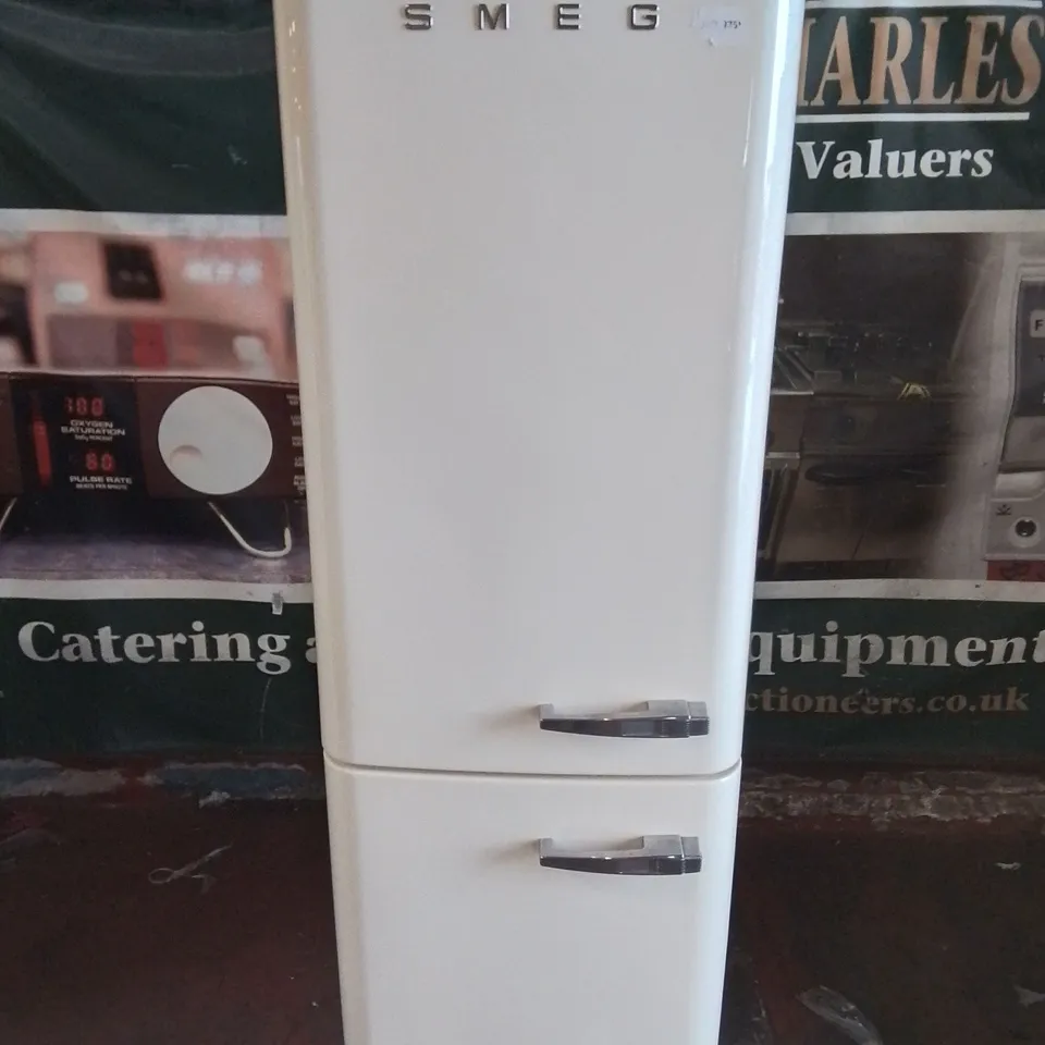 SMEG FREESTANDING 70/30 FRIDGE FREEZER IN CREAM - FAB32LCR5UK