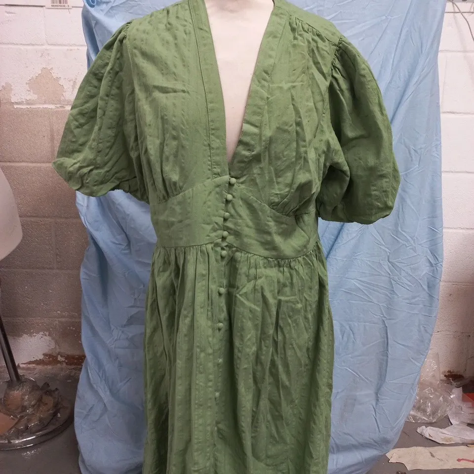 NOBODY'S CHILD STARLIGHT MIDAXI DRESS IN INDIA GREEN SIZE UK 16