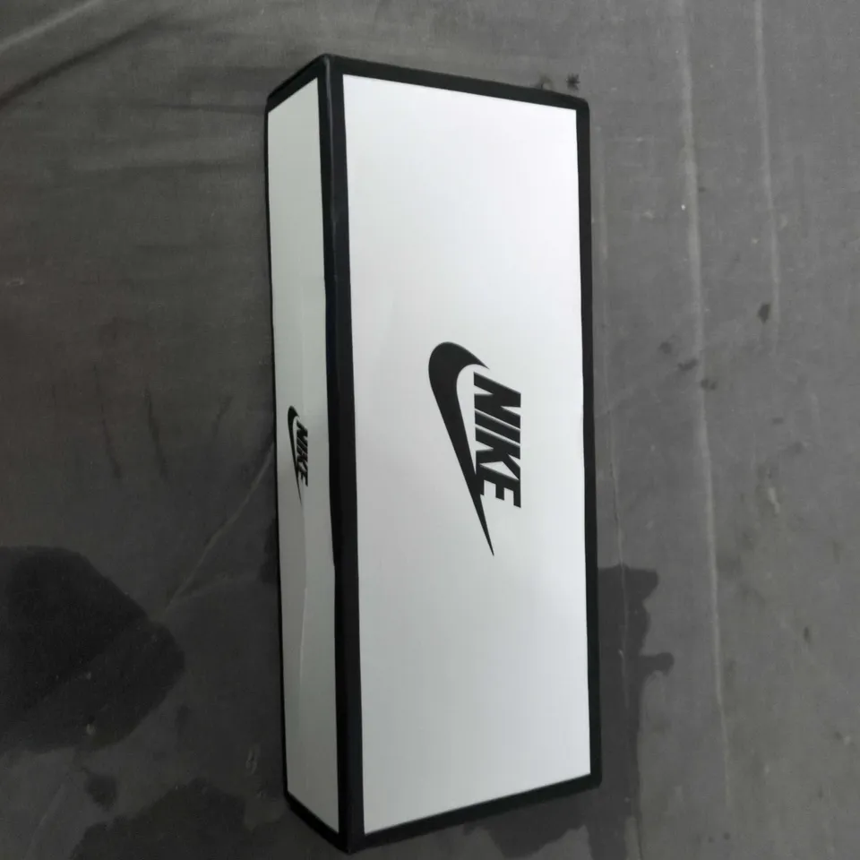 NIKE SOCKS – BLACK WITH WHITE SWOOSH, BOXED SET OF 5