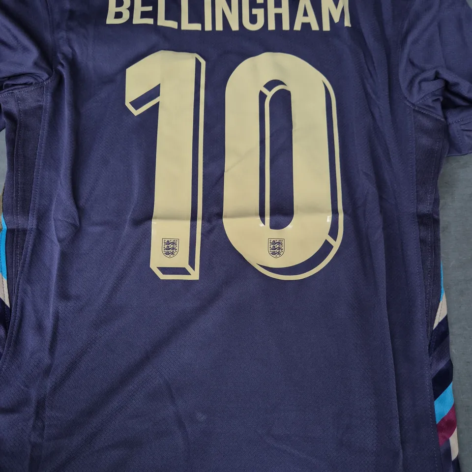 NIKE ENGLAND BELLINGHAM NUMBER 10 FOOTBALL TOP IN PURPLE SIZE SMALL