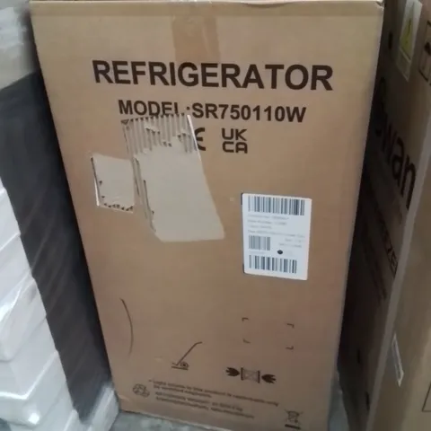 BOXED SWAN SR750110 47.5CM WIDE UNDER-COUNTER FRIDGE WITH 4 STAR ICE BOX IN WHITE 