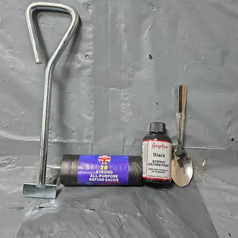 APPROXIMATELY 15 ASSORTED ITEMS TO INCLUDE - REFUSE SACKS , SET OF 4 SPOONS , ANGELUS BLACK ACRYLIC LEATHER PAINT ETC