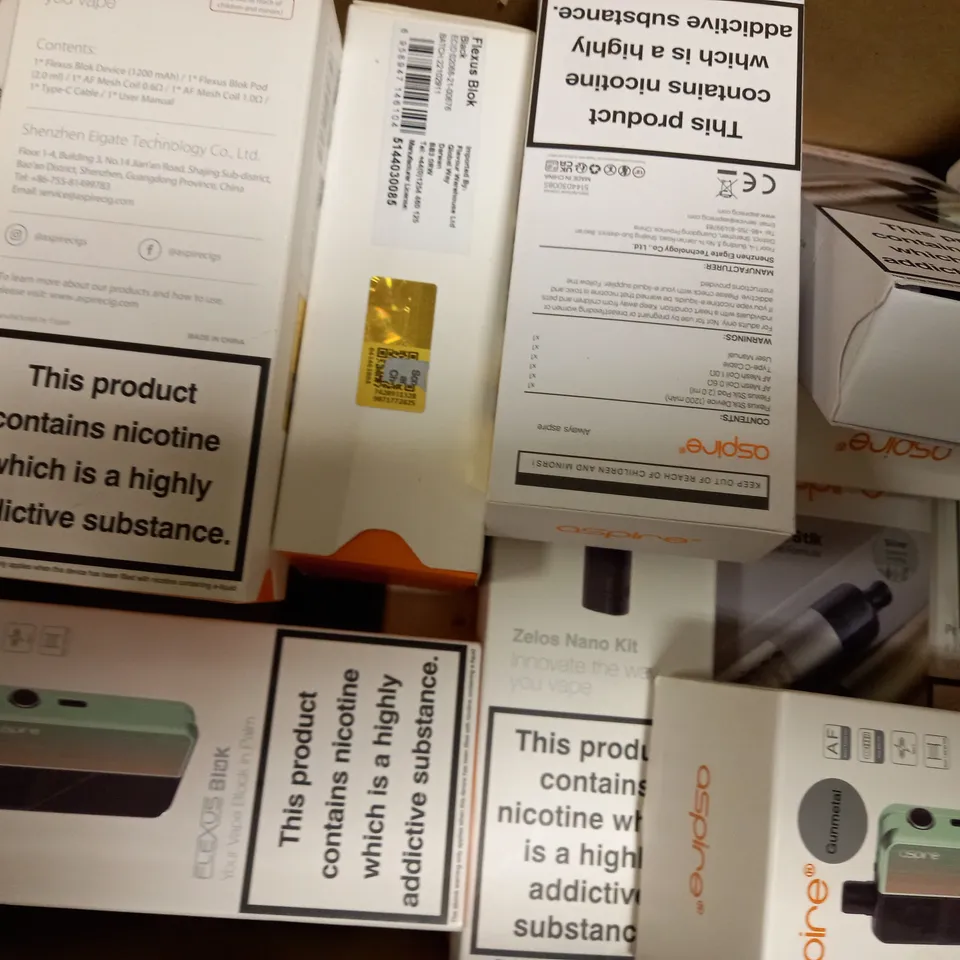 APPROXIMATELY 20 ASSORTED BOXED ASPIRE VAPING PRODUCTS TO INCLUDE FLEXUS STIK KIT, FLEXUS BLOK, POCKEX KIT ETC.