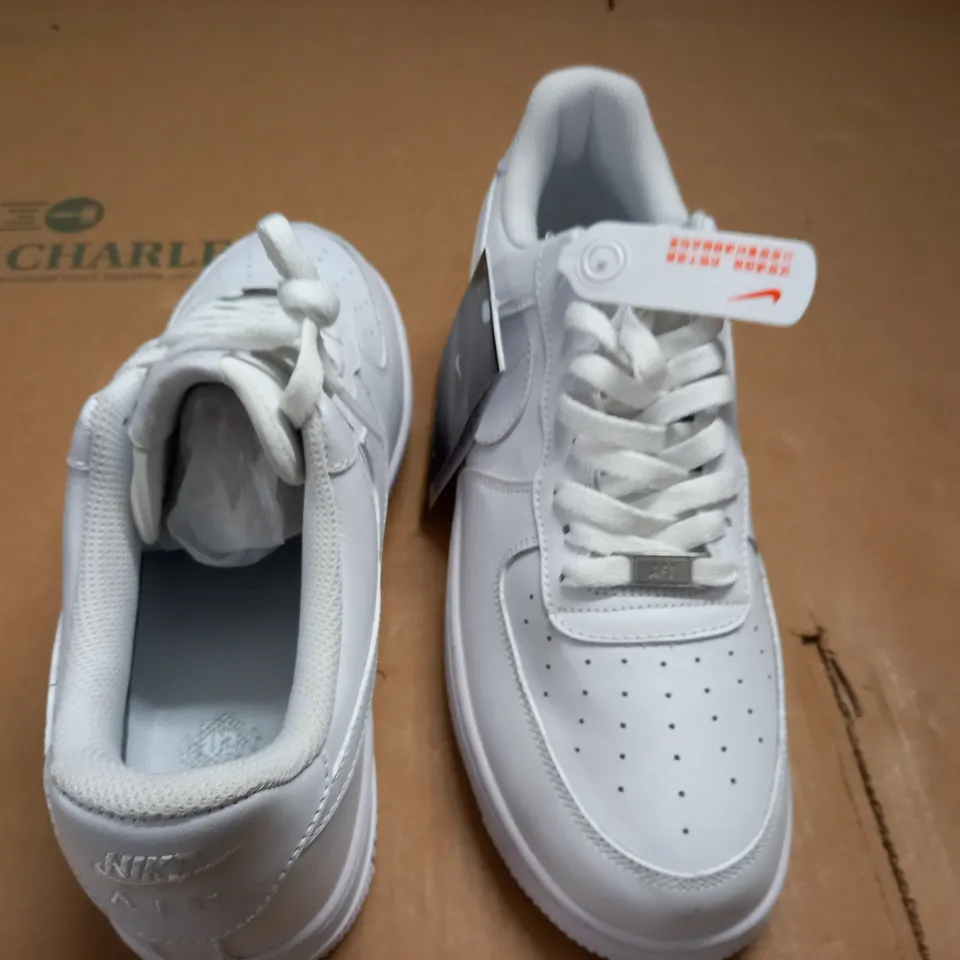 NIKE AIR WHITE TRAINERS - UK 10