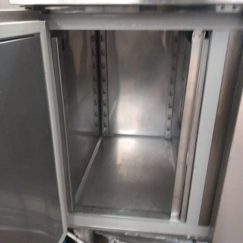 POLARIS KSTP03 U.FONDO STAINLESS STEEL 3 DOOR COUNTER TOP REFRIGERATED UNIT