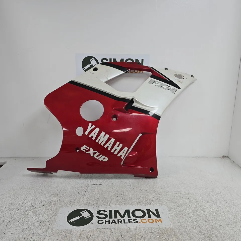 YAMAHA FZR FAIRING PANEL – RED/WHITE WITH EXUP BRANDING