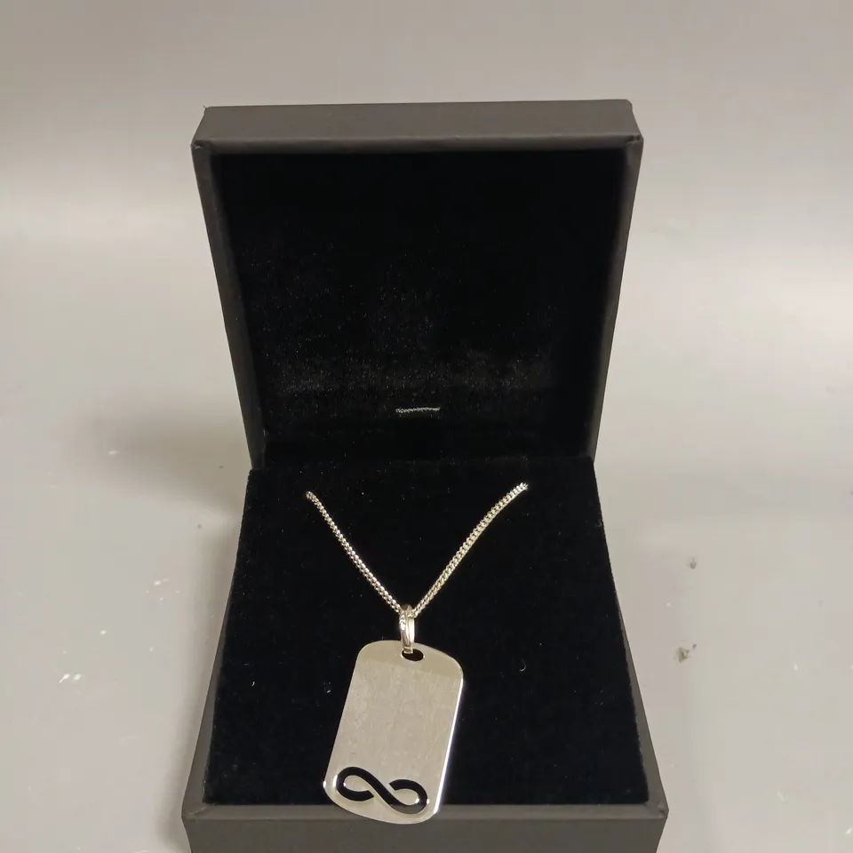 HOLLINS AND HOLLINSHEAD INFINITY PENDANT NECKLACE 