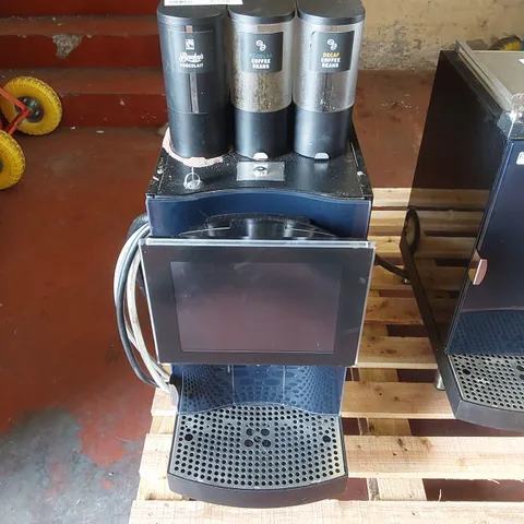 FRANKE FCS4026 AUTOMATIC COMMERCIAL COFFEE MACHINE